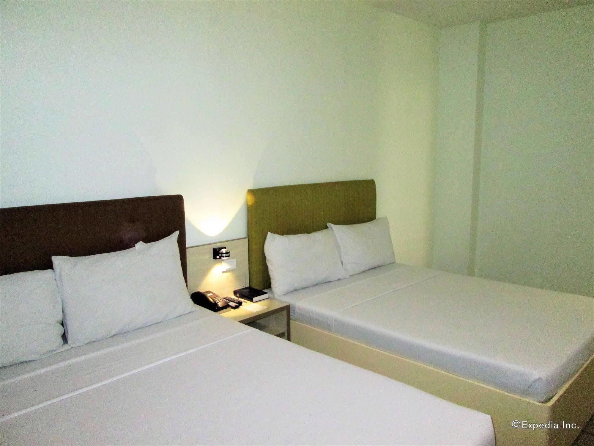 Marianne Suites Cagayan de Oro Kültér fotó